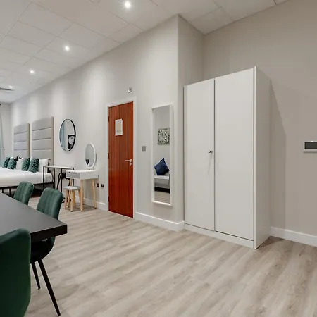 Hyde Park Studios London Room photo